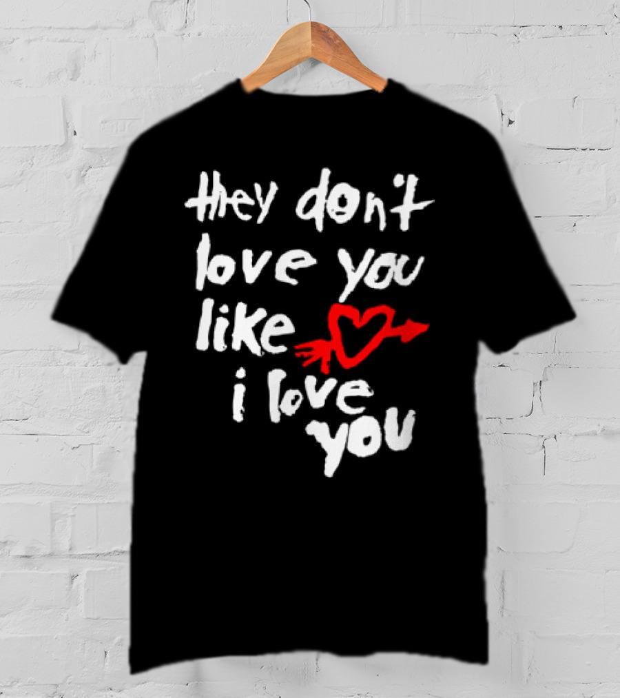 Yeah Yeah Yeahs They Don't Love You Like I Love You Red Heart Arrow T-Shirt