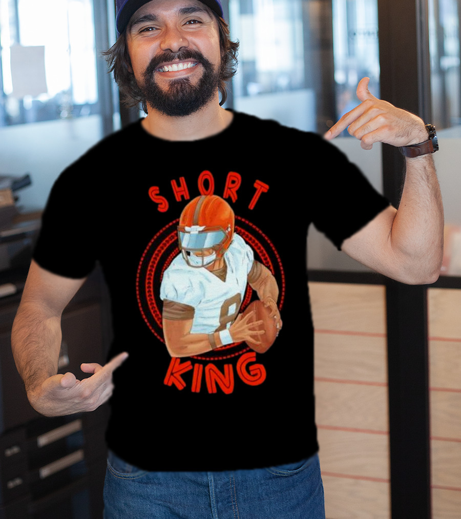 Cleveland Browns Short King Football Player Fan Favorite T-Shirt
