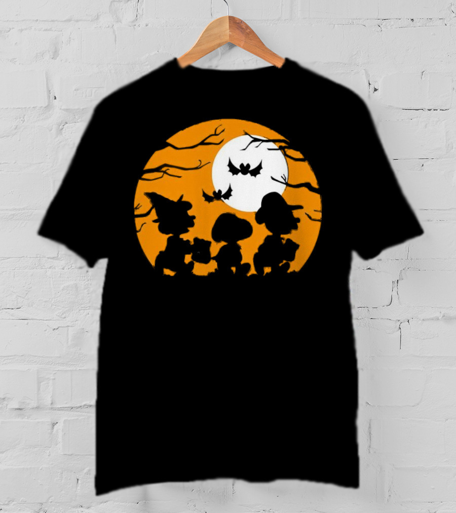 Great Pumpkin Charlie Brown Peanuts Trick Or Treat Halloween Moon Bat Silhouettes T-Shirt