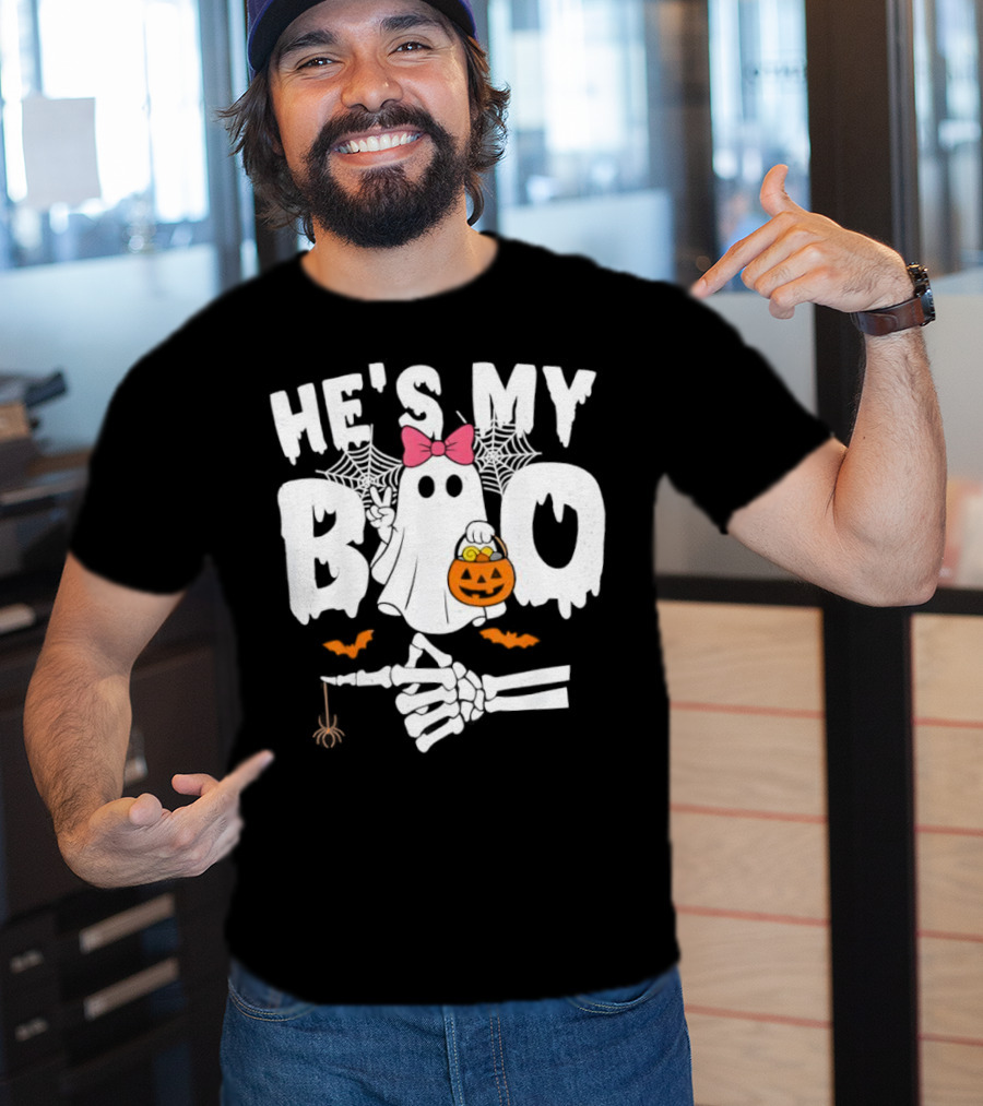 He’s My Boo Pink Bow Ghost With Pumpkin Candy Basket And Skeleton Hand Halloween T-Shirt