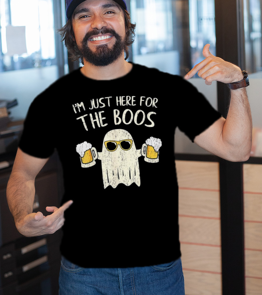 I'm Just Here For The Boos Funny Ghost Sunglasses Beer S T-Shirt