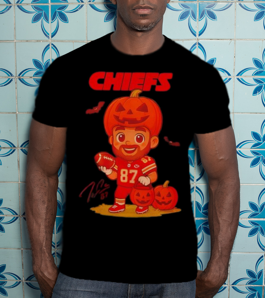 Travis Kelce Kansas City Chiefs Halloween 2025 Pumpkin Football Player Costume 87 T-Shirt