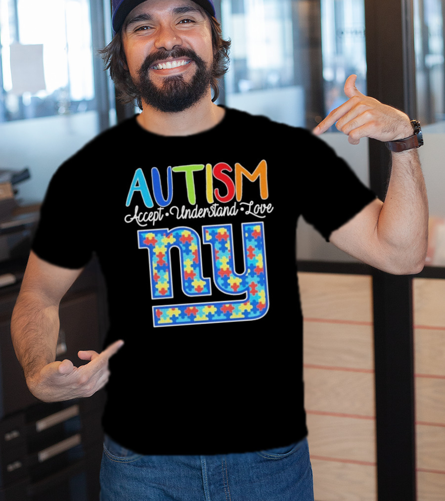 Autism Accept Understand Love NY Giants Puzzle Piece Pattern T-Shirt
