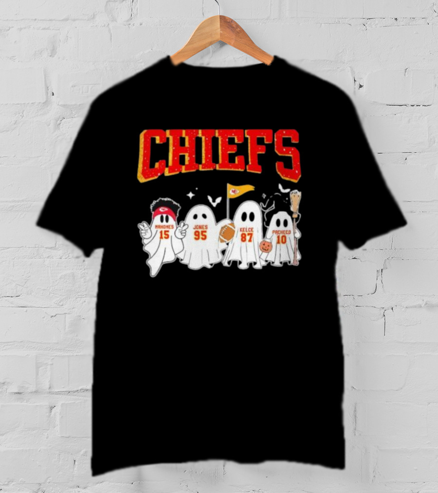 Kansas City Chiefs Halloween Mahomes Jones Kelce Pacheco Ghosts T-Shirt