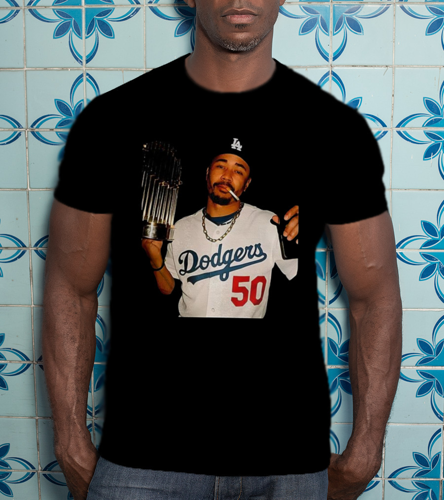 Mookie Betts Dodgers 2025 World Series Champions Celebration Smoking Topps T-Shirt