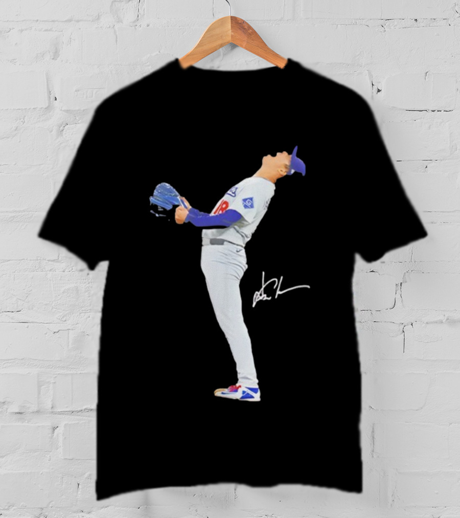 Shohei Ohtani Shout Loudly Baseball Signature Pose In Game Uniform T-Shirt