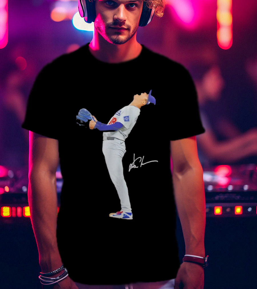 Shohei Ohtani Shout Loudly Baseball Signature Pose In Game Uniform T-Shirt