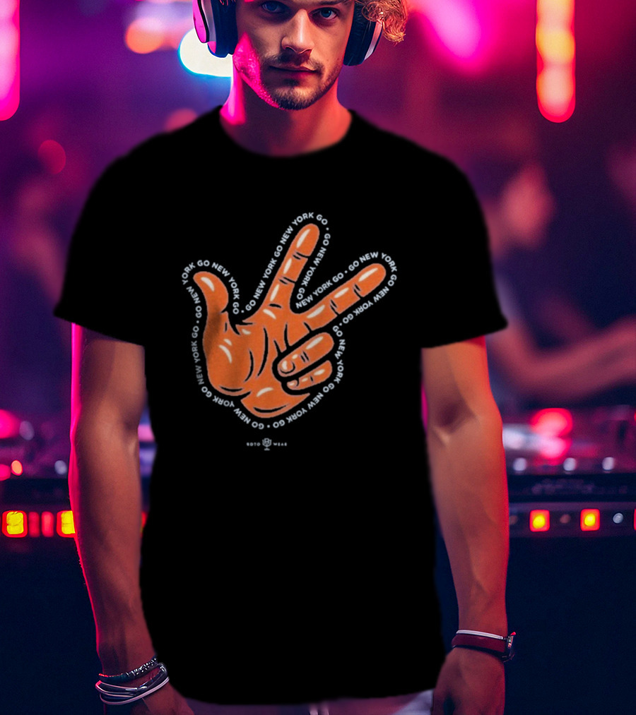New York Knicks Go 3PT Hand Gesture Celly T-Shirt