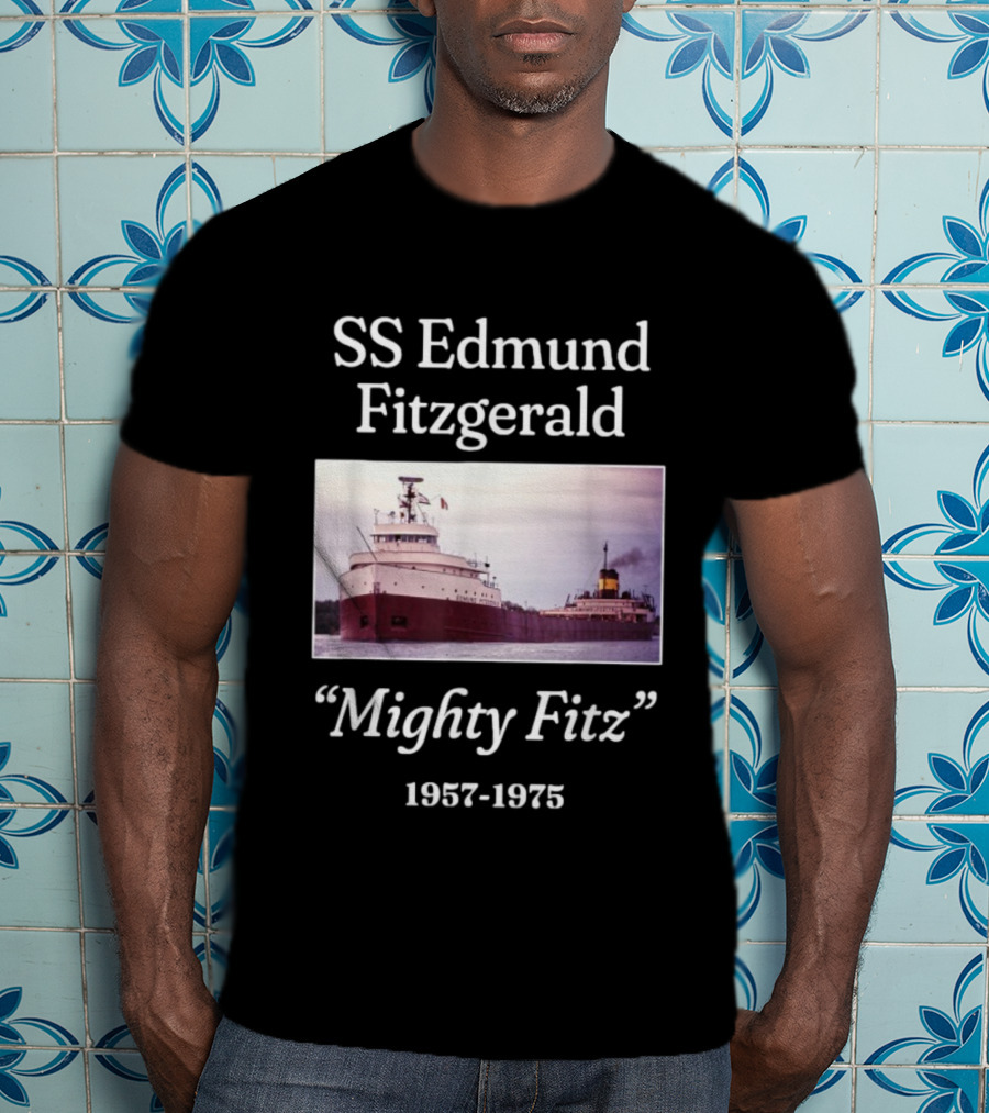SS Edmund Fitzgerald Mighty Fitz 1957 1975 Ship Image T-Shirt