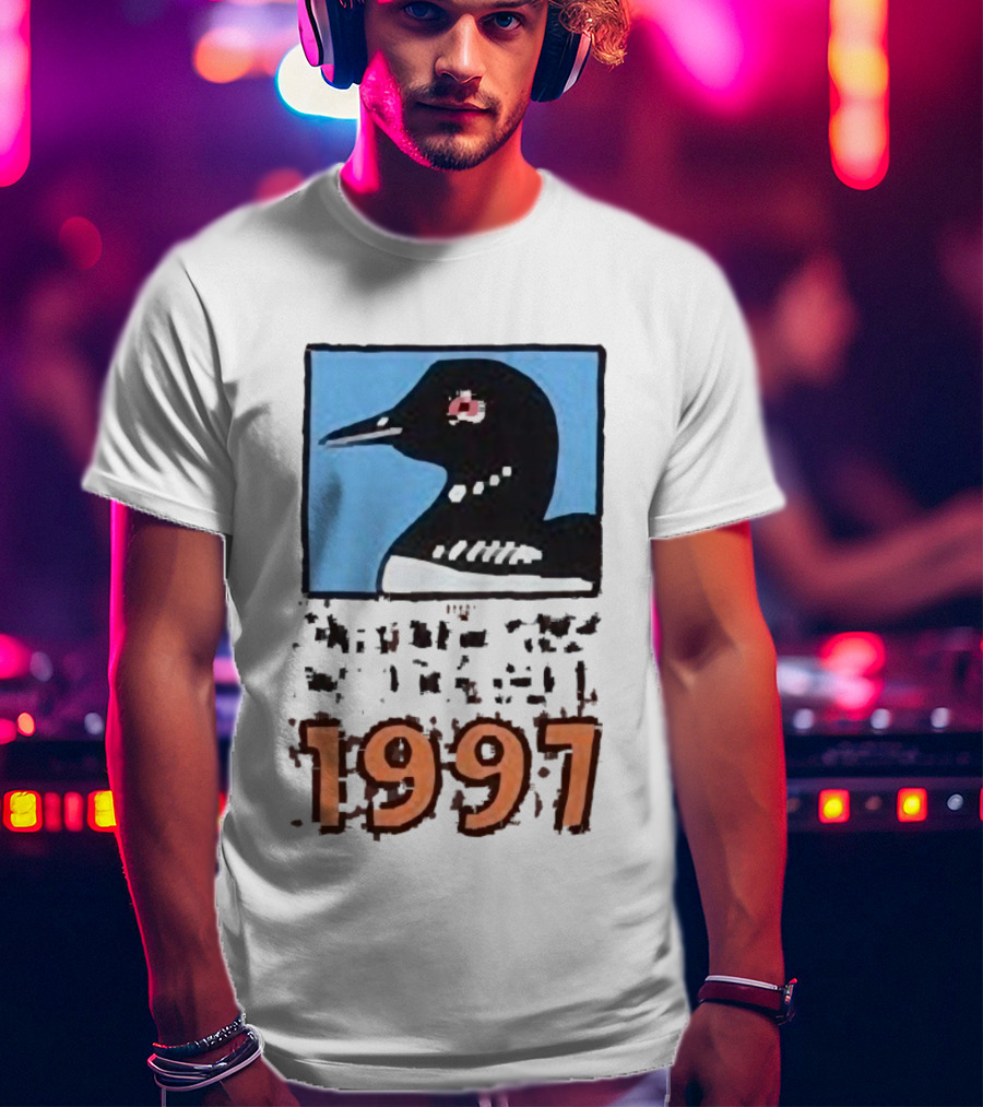 Only New York Wildlife Dept 1997 Loon Wildlife Iconic Bird Emblem T-Shirt