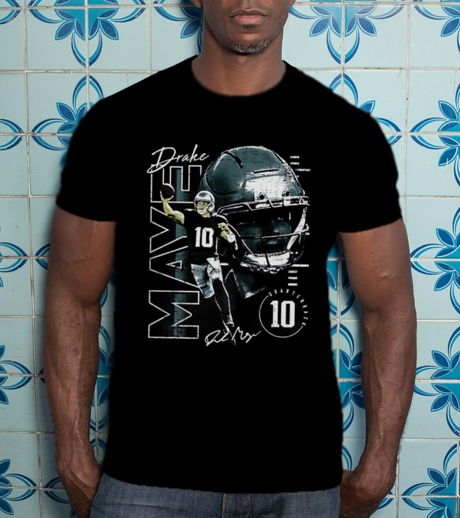 Drake Maye Patriots Football Vertical Name Signature Retro 10 T-Shirt