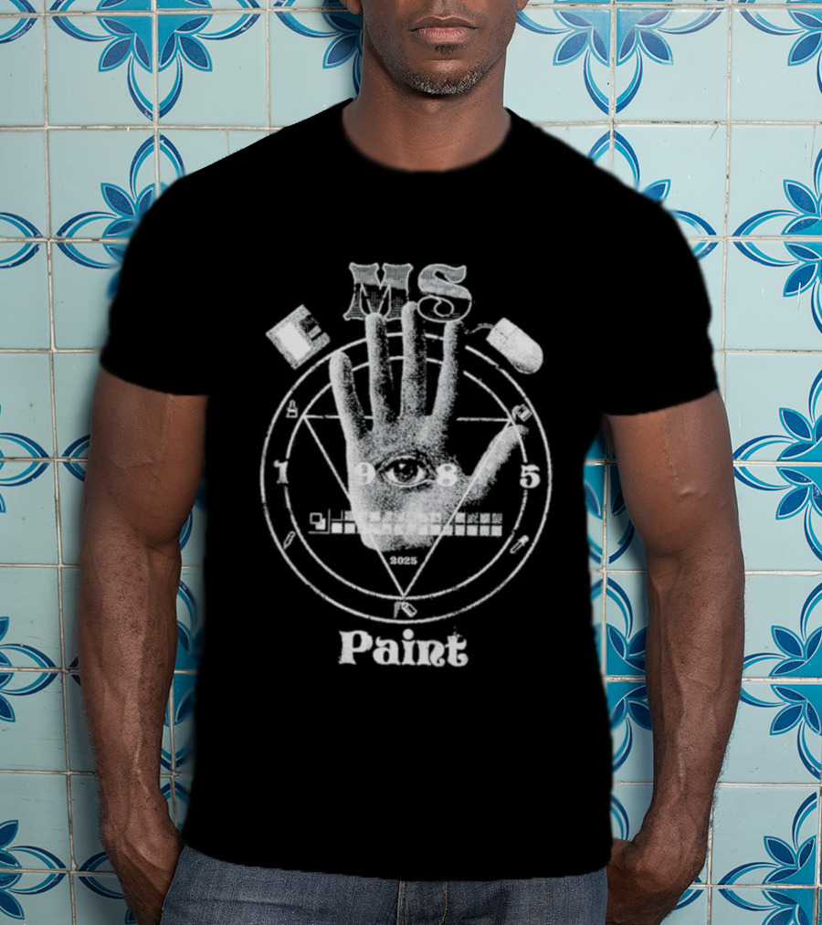 Esoteric MS Paint Hand Symbol Circle Design T-Shirt