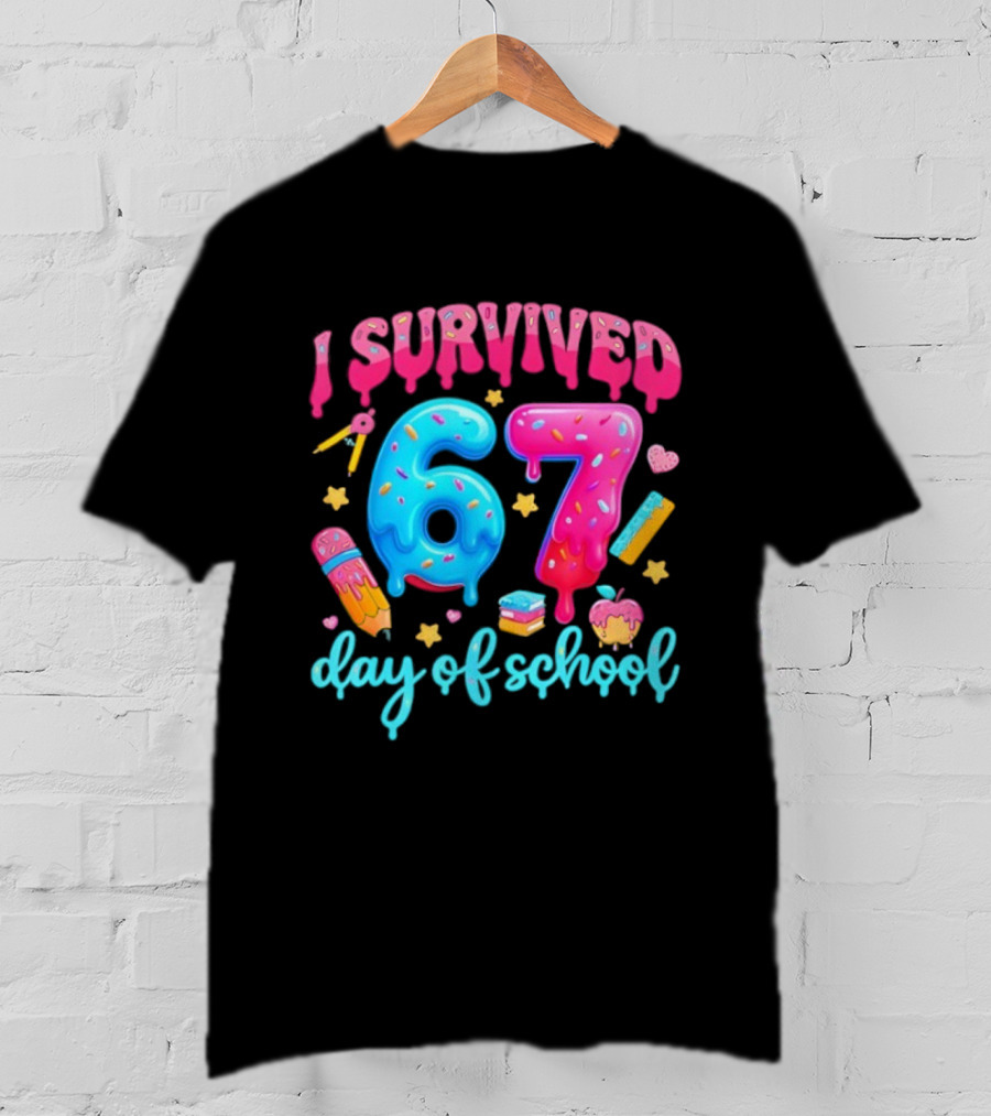 I Survived 67 Days Of School Pencil Cupcake Book Stars Hearts T-Shirt