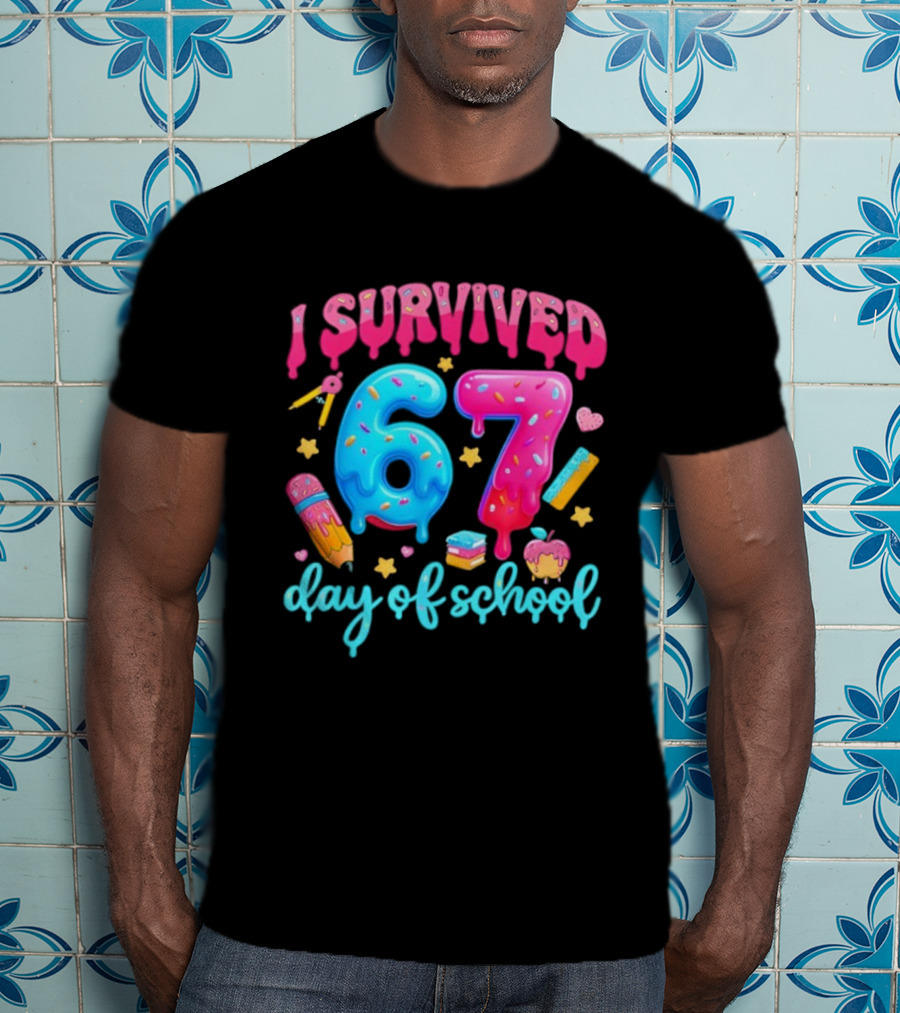 I Survived 67 Days Of School Pencil Cupcake Book Stars Hearts T-Shirt