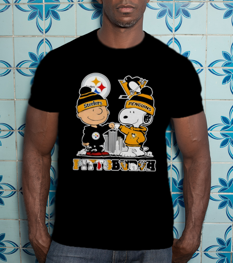 Pittsburgh Steelers Penguins Snoopy Charlie Brown Commemorative Sports Fan Graphic T-Shirt