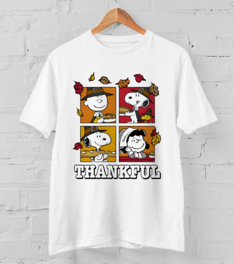 Snoopy Pilgrim Thanksgiving Thankful Leaves And Pie T-Shirt