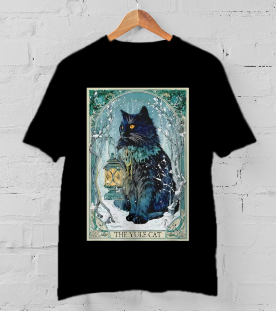 Creepmas Vintage The Yule Cat Tarot Card Lantern Snowy Dark Christmas T-Shirt