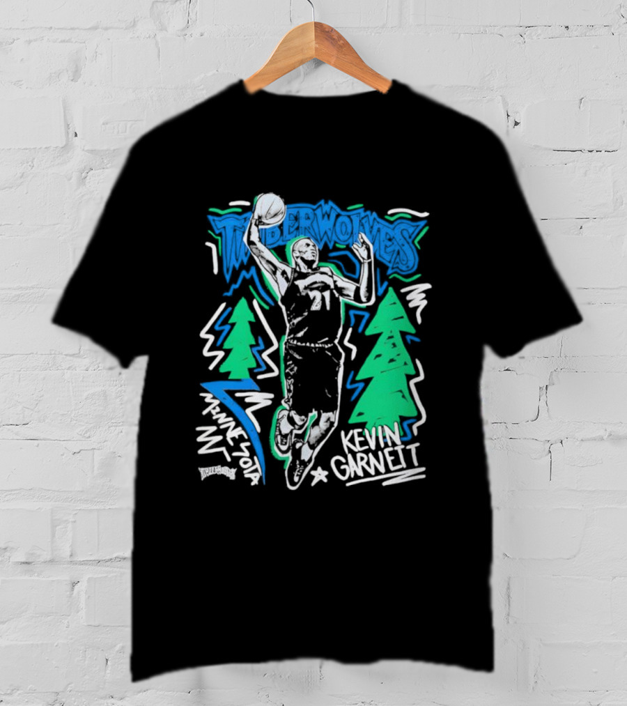 Minnesota Timberwolves Kevin Garnett Chalked Up Dunking Illustration T-Shirt