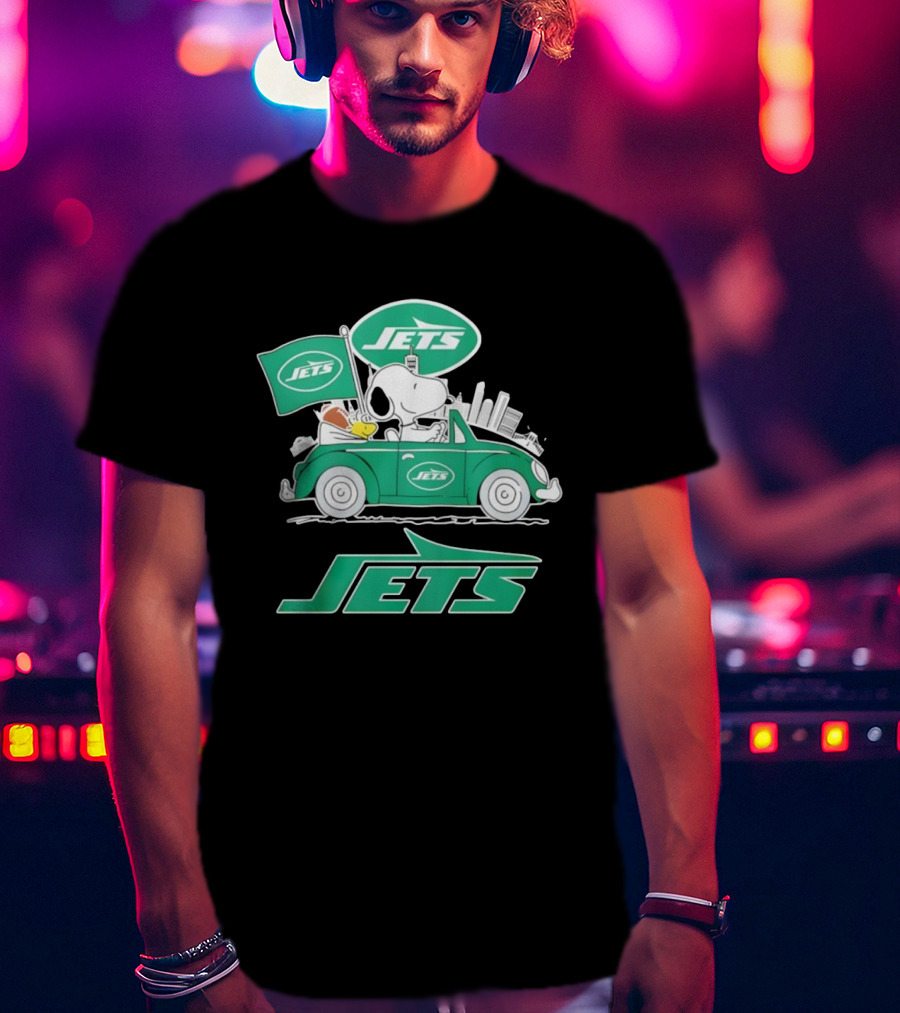 New York Jets Snoopy And Woodstock Driving City Adventure T-Shirt