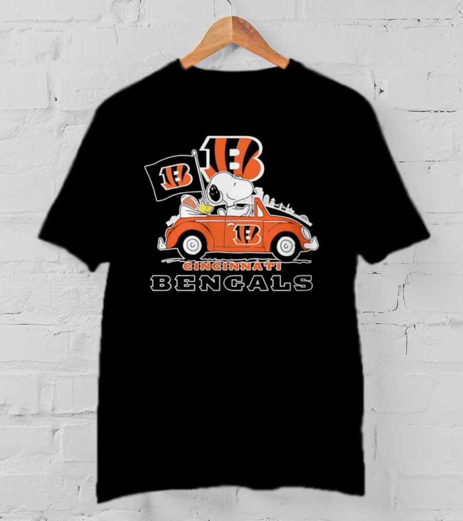 Peanuts Cincinnati Bengals Snoopy Driving Car Welcome To The Pound T-Shirt