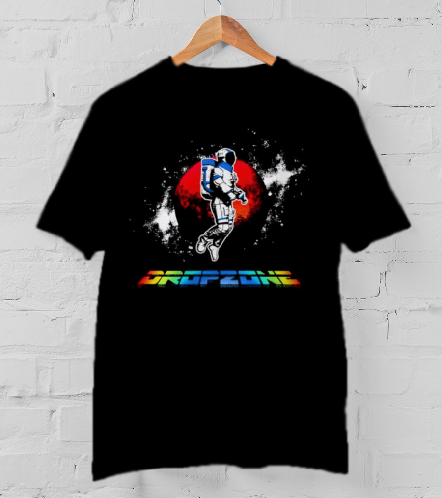 Dropzone Retro Astronaut In Front Of Red Sun Retro Gaming Style T-Shirt