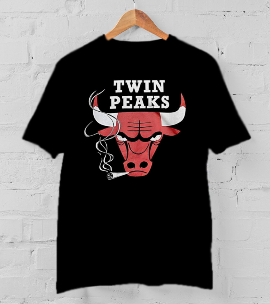 Chicago Bulls Twin Peaks Smoking Bull T-Shirt