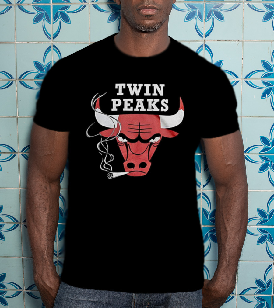 Chicago Bulls Twin Peaks Smoking Bull T-Shirt