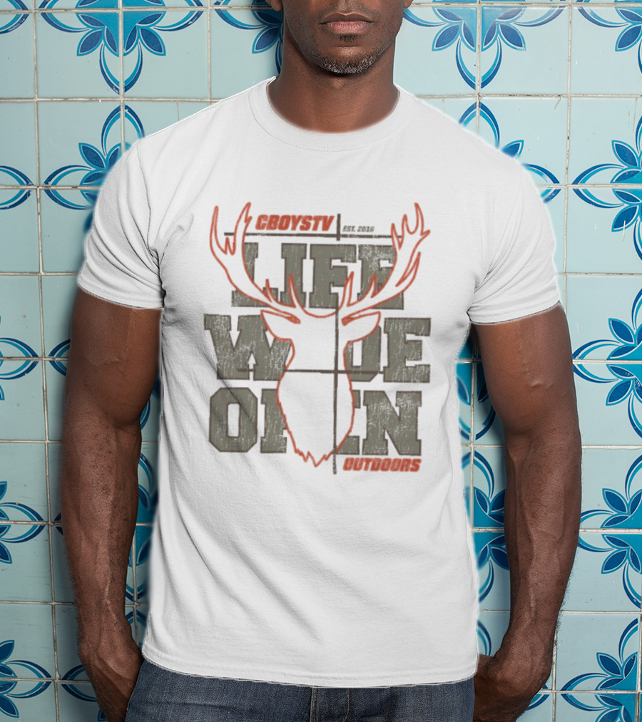 Life Wide Open Crosshairs Cboystv Est 2016 Deer Antlers T-Shirt