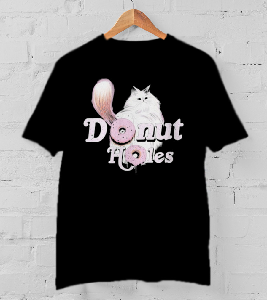 Donut Holes Cat Funny Cute Kitten With Pink Donuts T-Shirt