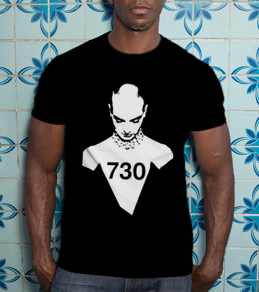Sinead 730 Bold Graphic Style T-Shirt