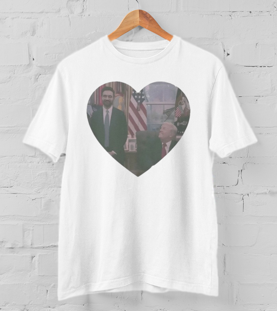 Donald Trump Zohran Mamdani Heart Image USA Flag Oval Office Mood T-Shirt