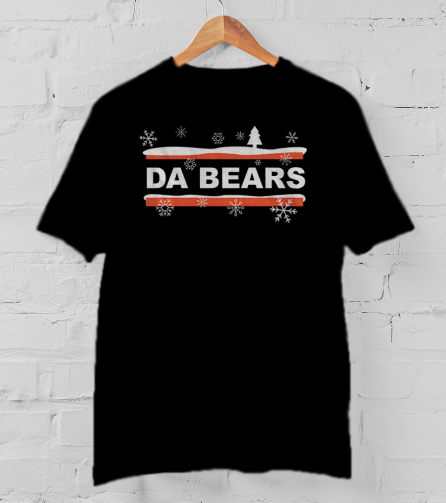 Da Bears Chicago Bears Football NFL Merry Christmas Snowflakes Tree T-Shirt