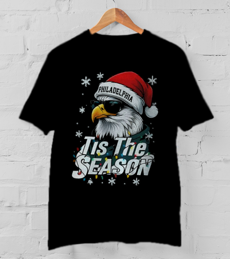 Philadelphia Eagles Tis The Season Eagle Santa Hat NFL Football 2025 T-Shirt
