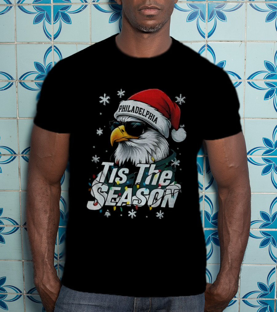 Philadelphia Eagles Tis The Season Eagle Santa Hat NFL Football 2025 T-Shirt