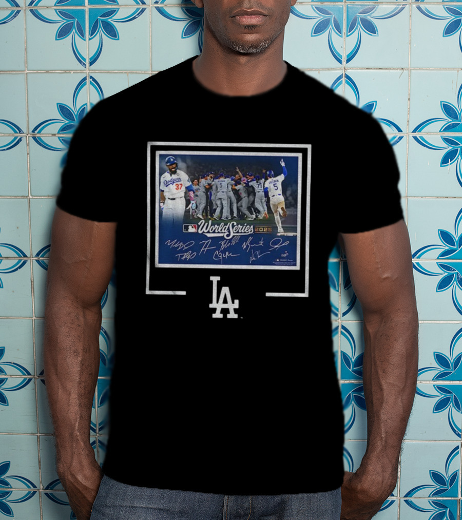 Los Angeles Dodgers 2025 World Series MLB Champions Autographed Photo Dodgers Team Celebration T-Shirt