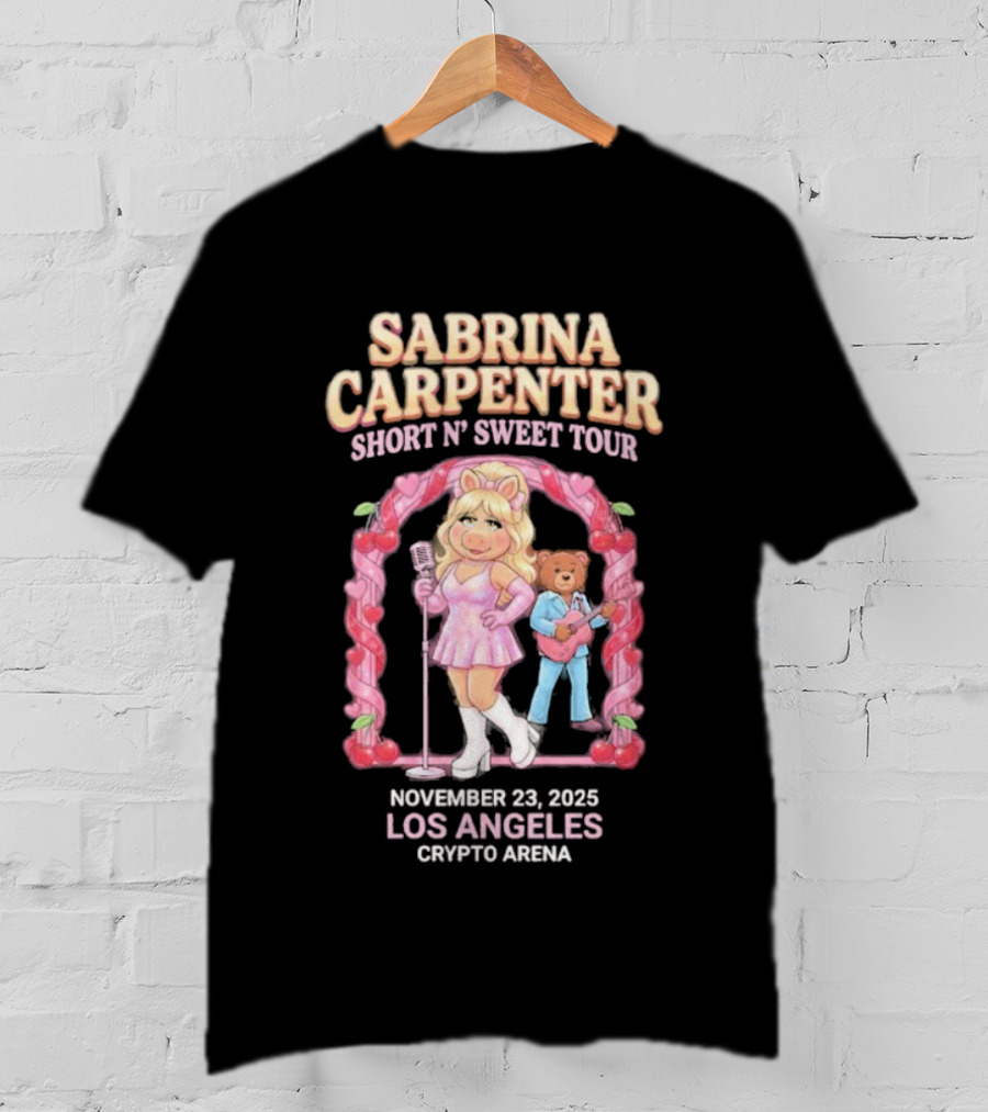 Sabrina Carpenter Short N’ Sweet Tour Los Angeles November 23 2025 Crypto Arena Miss Piggy Cosplay Bobo The Bear Cherry Ribbons T-Shirt