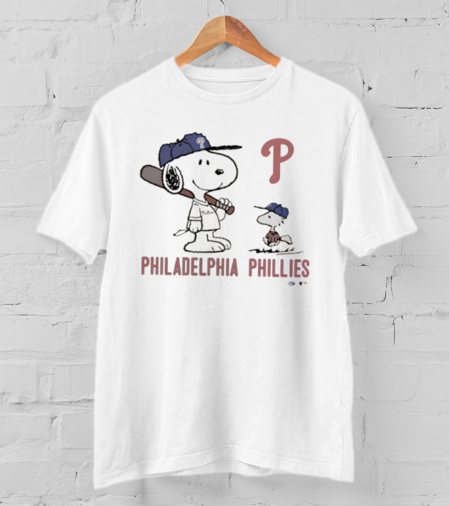 Philadelphia Phillies Peanuts Snoopy Woodstock Baseball Team Fan Gear T-Shirt