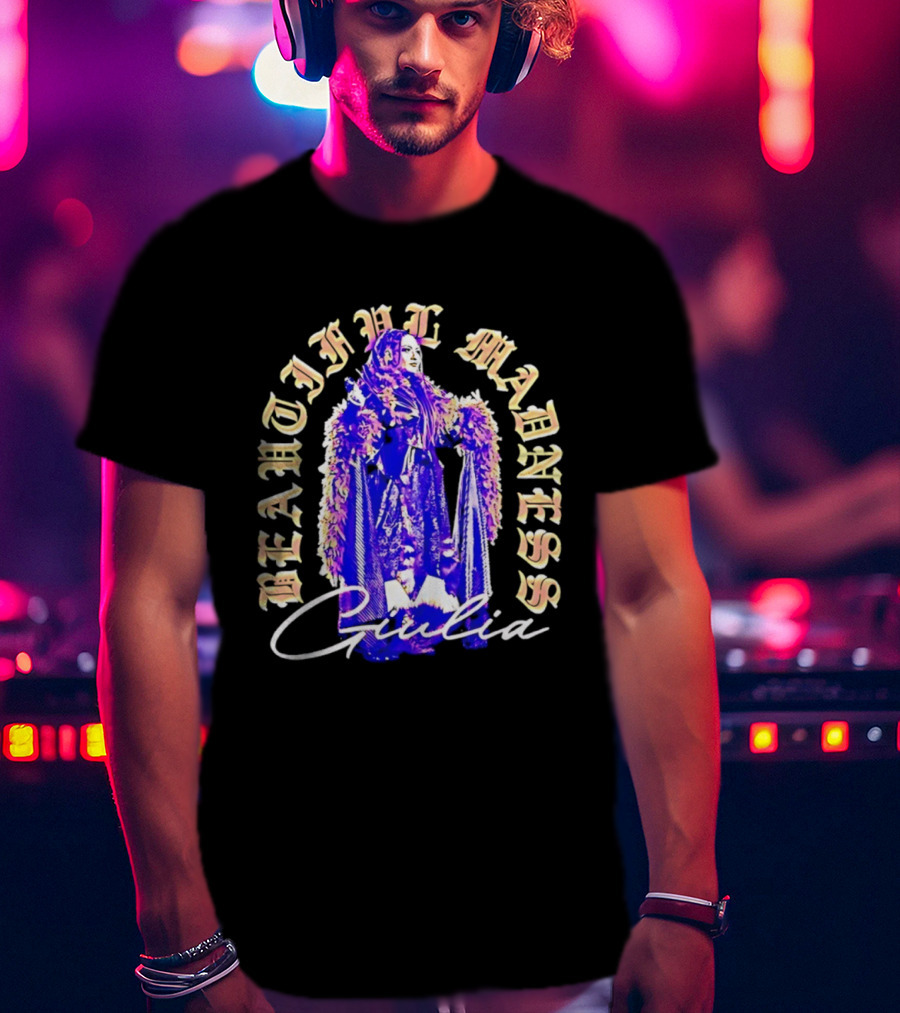 Beautiful Madness Giulia Old English Style T-Shirt
