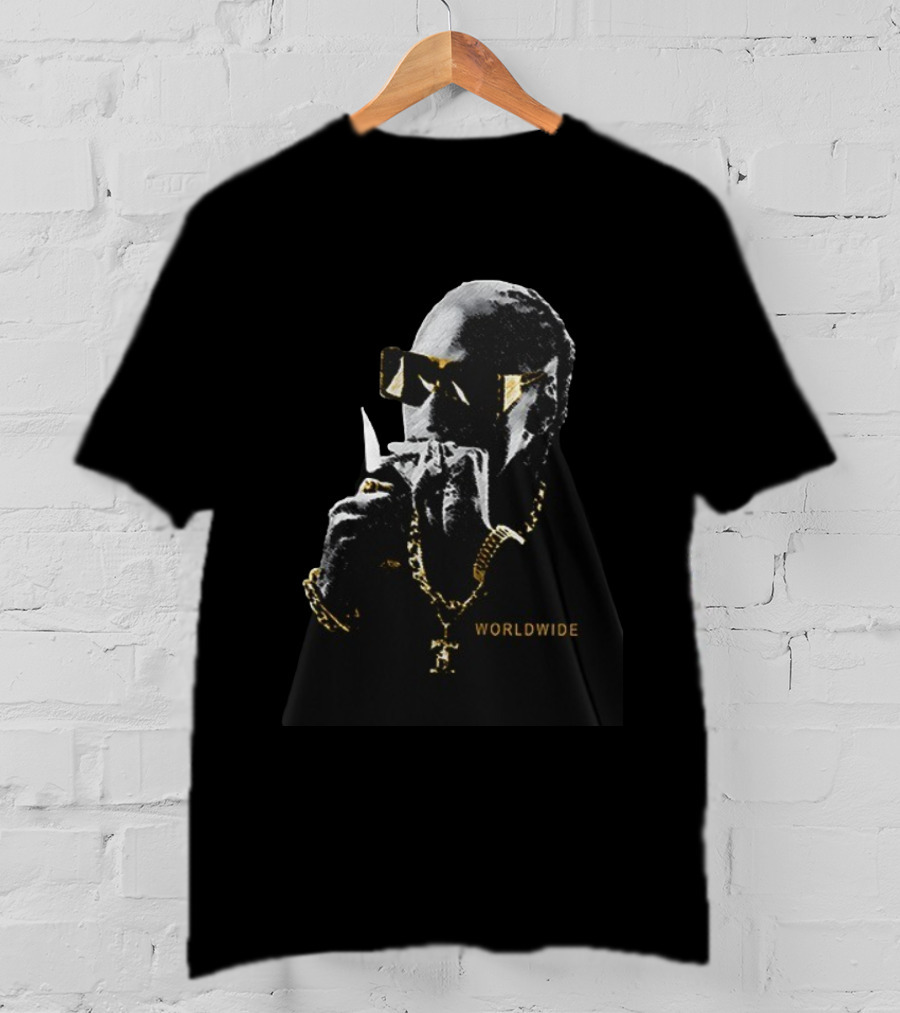Snoop Dogg Worldwide Paisley Sunglasses Chain T-Shirt