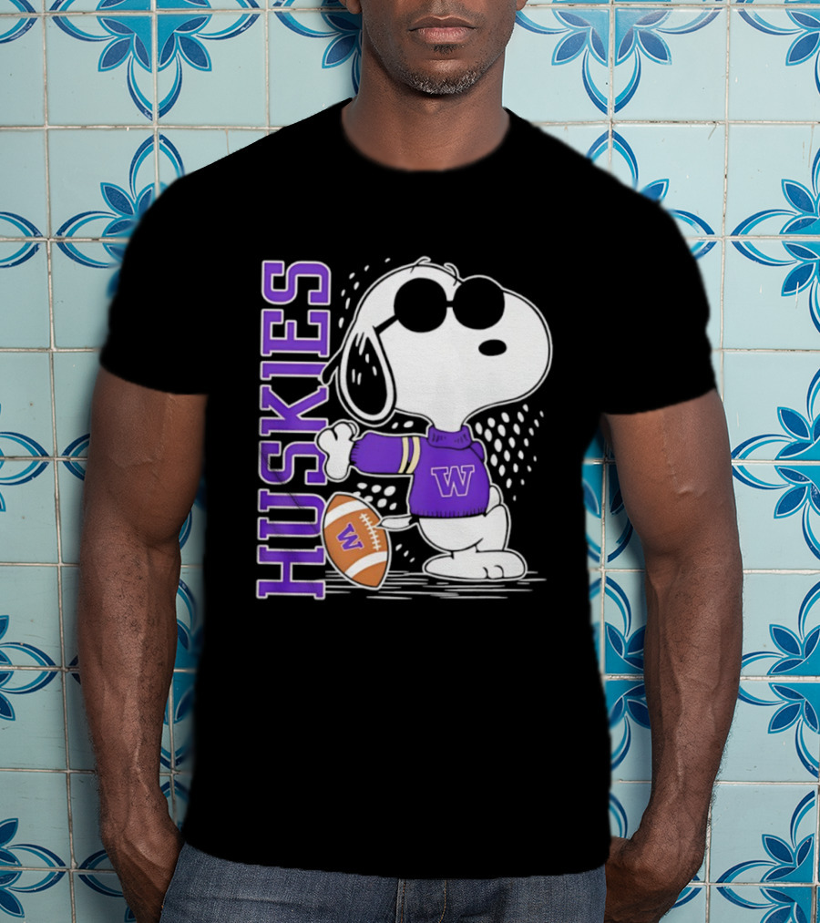 Snoopy Joe Cool Huskies Football Washington Merchandise T-Shirt