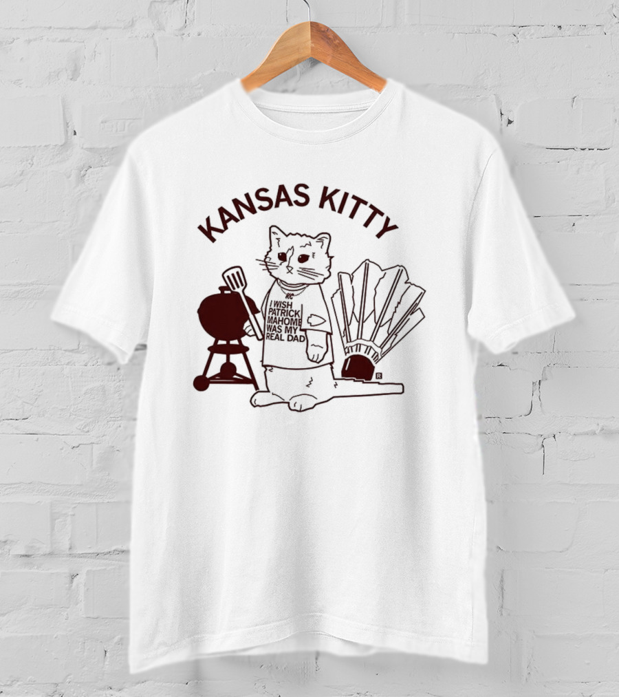 Kansas Kitty I Wish Patrick Mahomes Was My Real Dad Grill Cat Fan Meme T-Shirt
