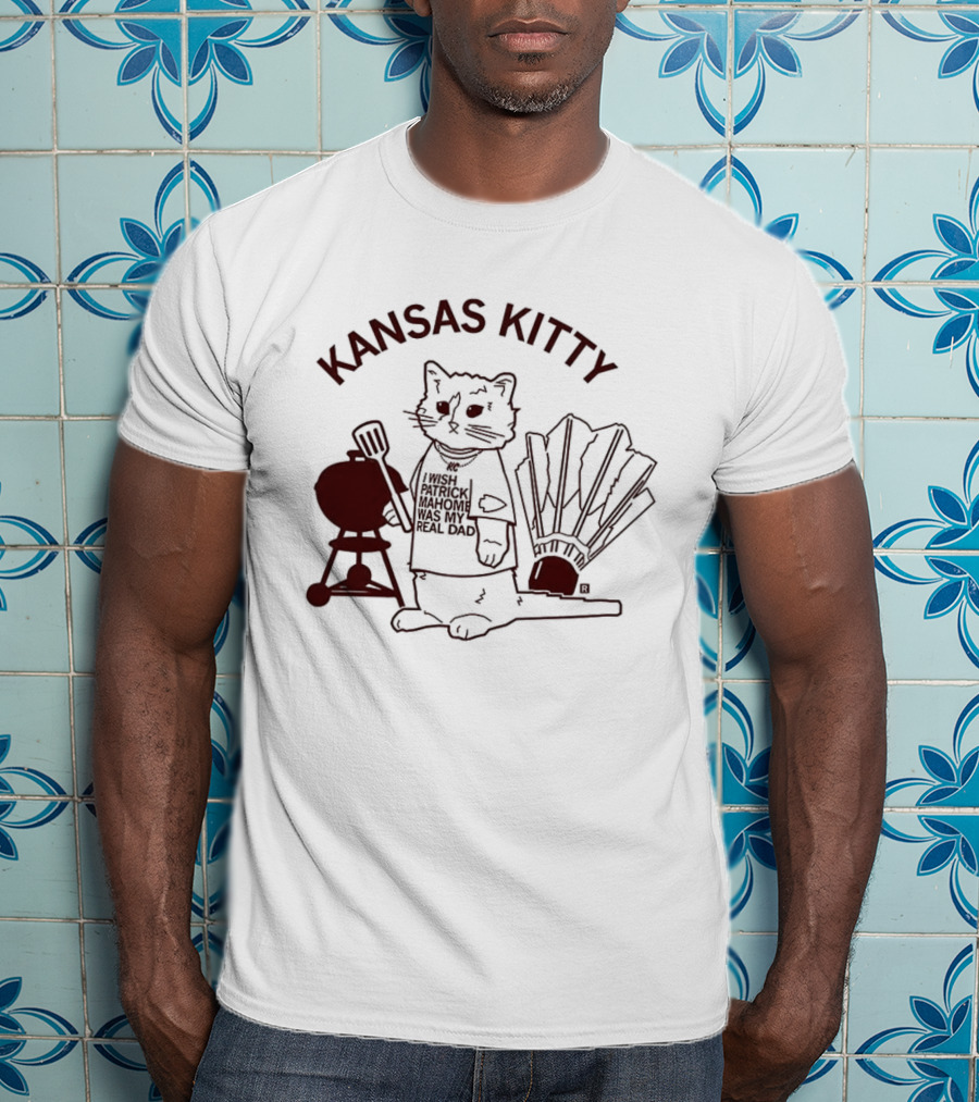 Kansas Kitty I Wish Patrick Mahomes Was My Real Dad Grill Cat Fan Meme T-Shirt