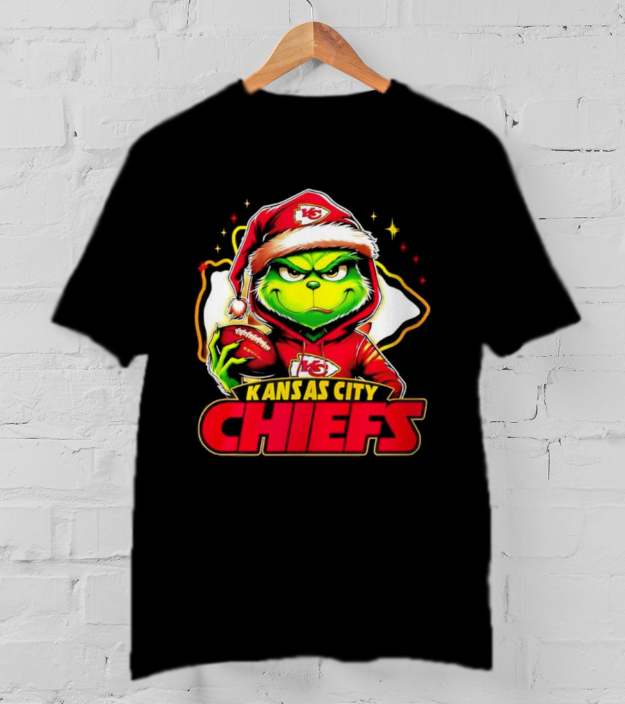 Grinch In Santa Hat Holding Football Kansas City Chiefs T-Shirt
