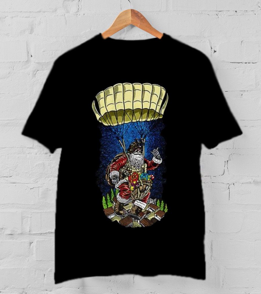 Paratrooper Santa Bringing Christmas Cheer By Air T-Shirt