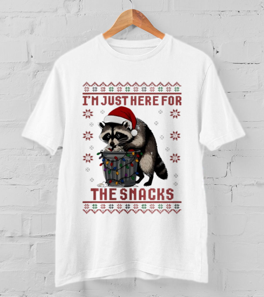 Raccoon In Santa Hat With Trash Can Lights I'm Just Here For The Snacks T-Shirt