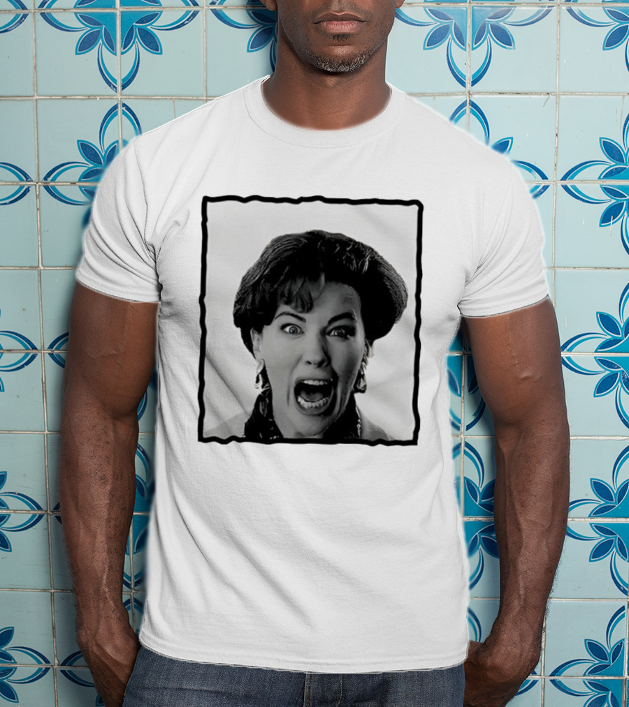 Kevin’s Mom Screaming Home Alone Christmas T-Shirt