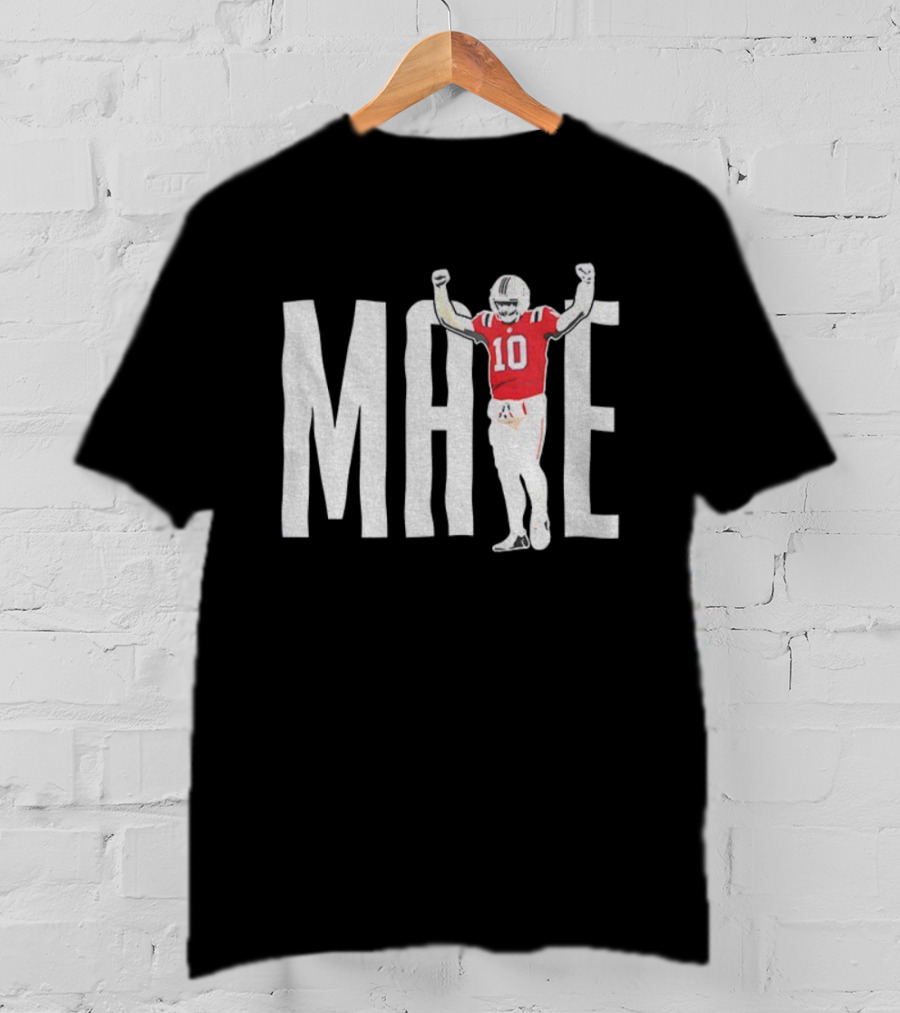 MAYE 10 New England Patriots Football NFL 2025 Cartoon T-Shirt