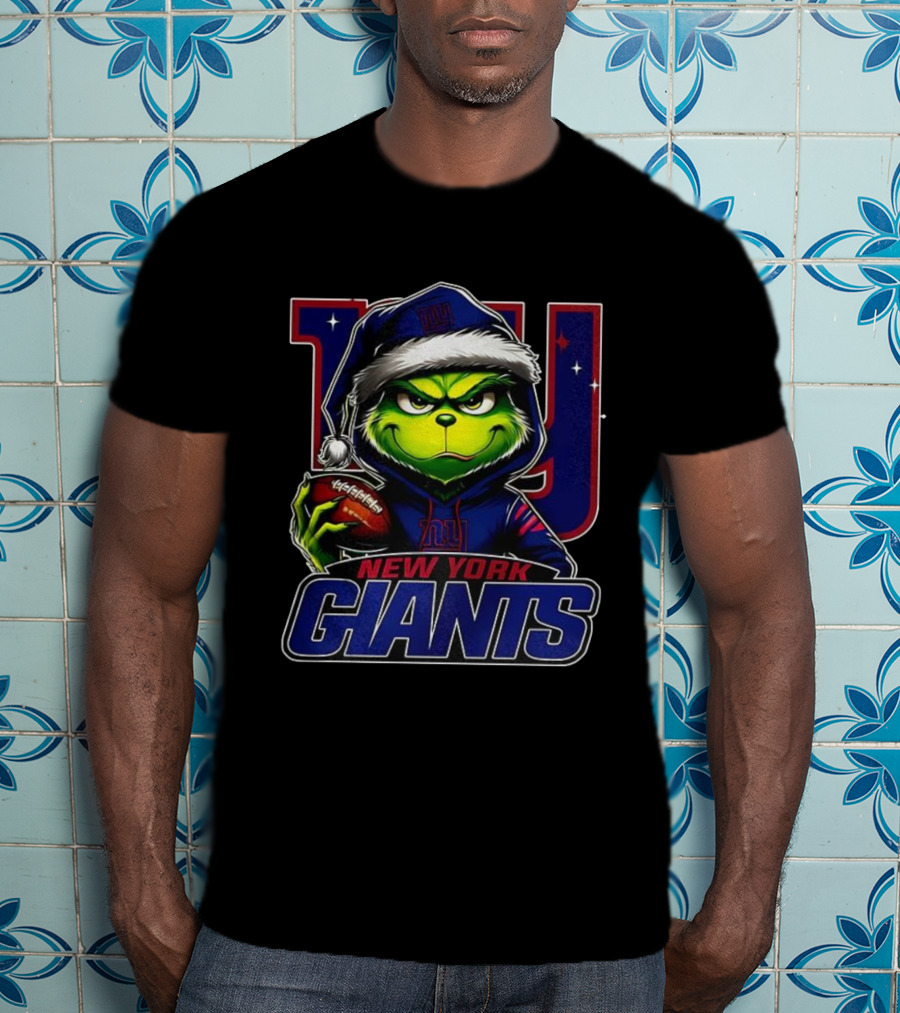 Grinch In Santa Hat Holding Football New York Giants NFL Christmas T-Shirt