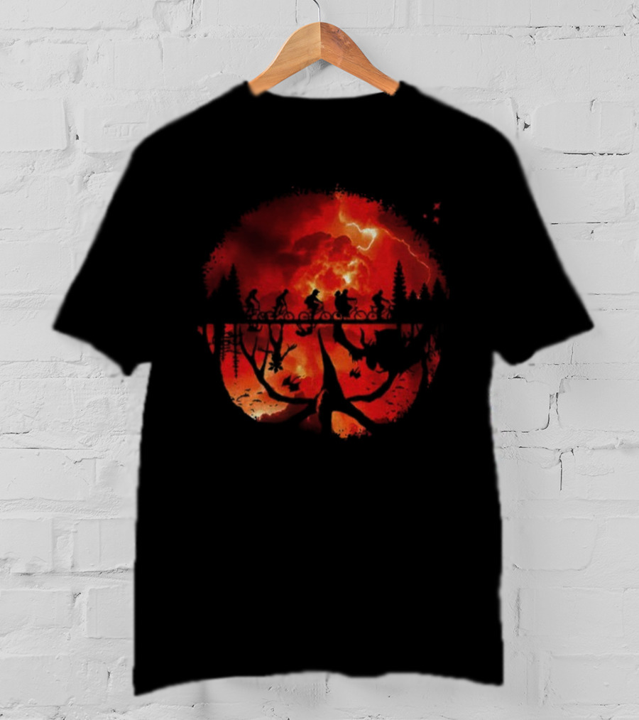 Welcome To The Upside Down 80s Horror TV Show Sunset Scene T-Shirt