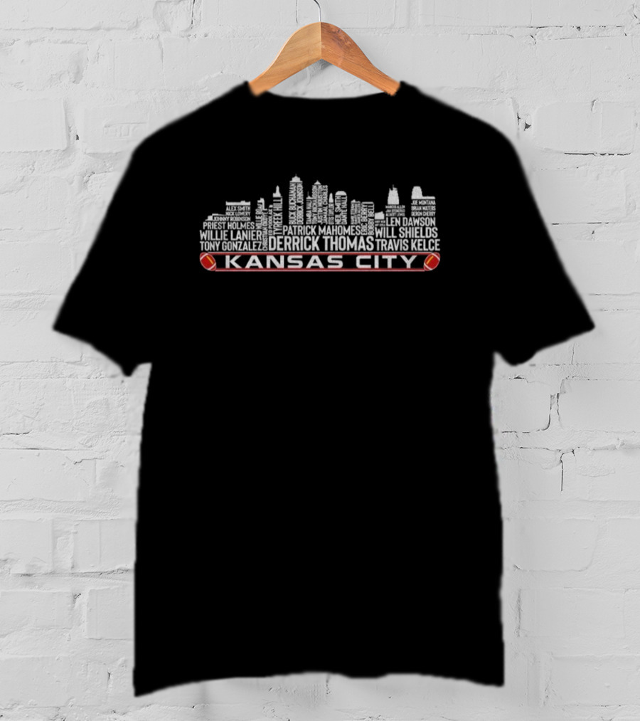 Kansas City Chiefs NFL Legends City Skyline Derrick Thomas Travis Kelce Patrick Mahomes Tony Gonzalez Tyreek Hill T-Shirt